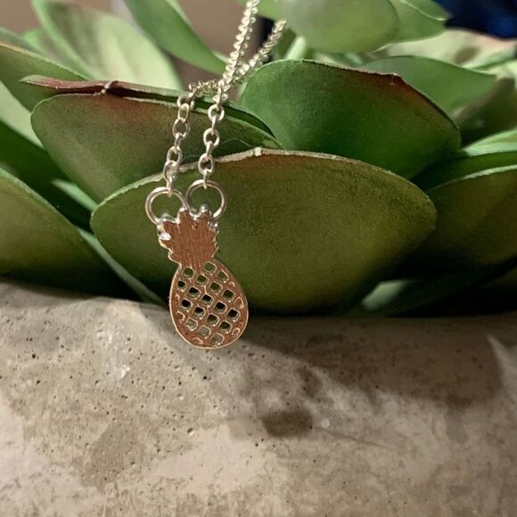 Dainty Pineapple Silver Necklace Choker - Picture 4 of 9